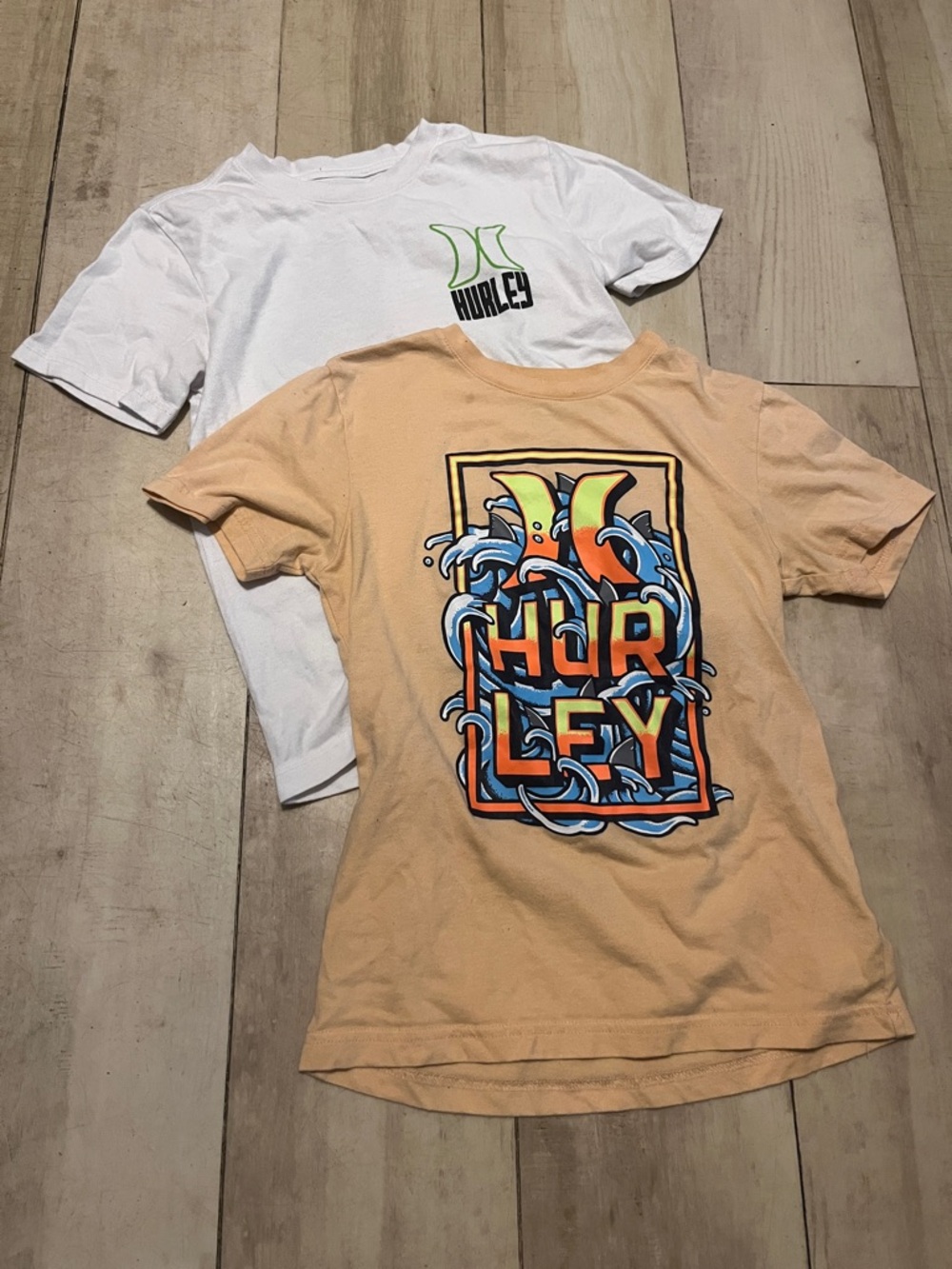 Hurley Kids -set of 2- Coral/Orange & White Graphic Tees with Logo